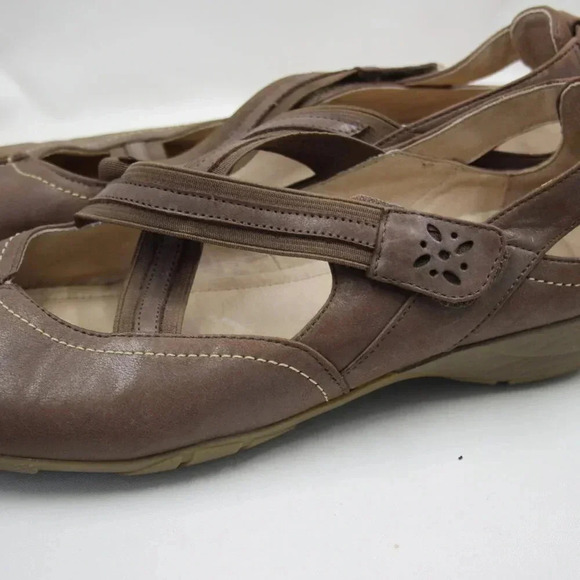 Blondo Small Wedge Leather Upper Ballet Flats w/ 2 Elastic Cross Straps Sze 7.5W - Picture 7 of 15